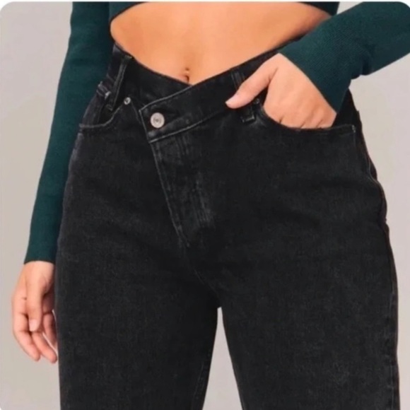 NWOT Abercrombie & Fitch High Rise Dad Jean Cross Waist Size 2/26 SHORT - Picture 2 of 10